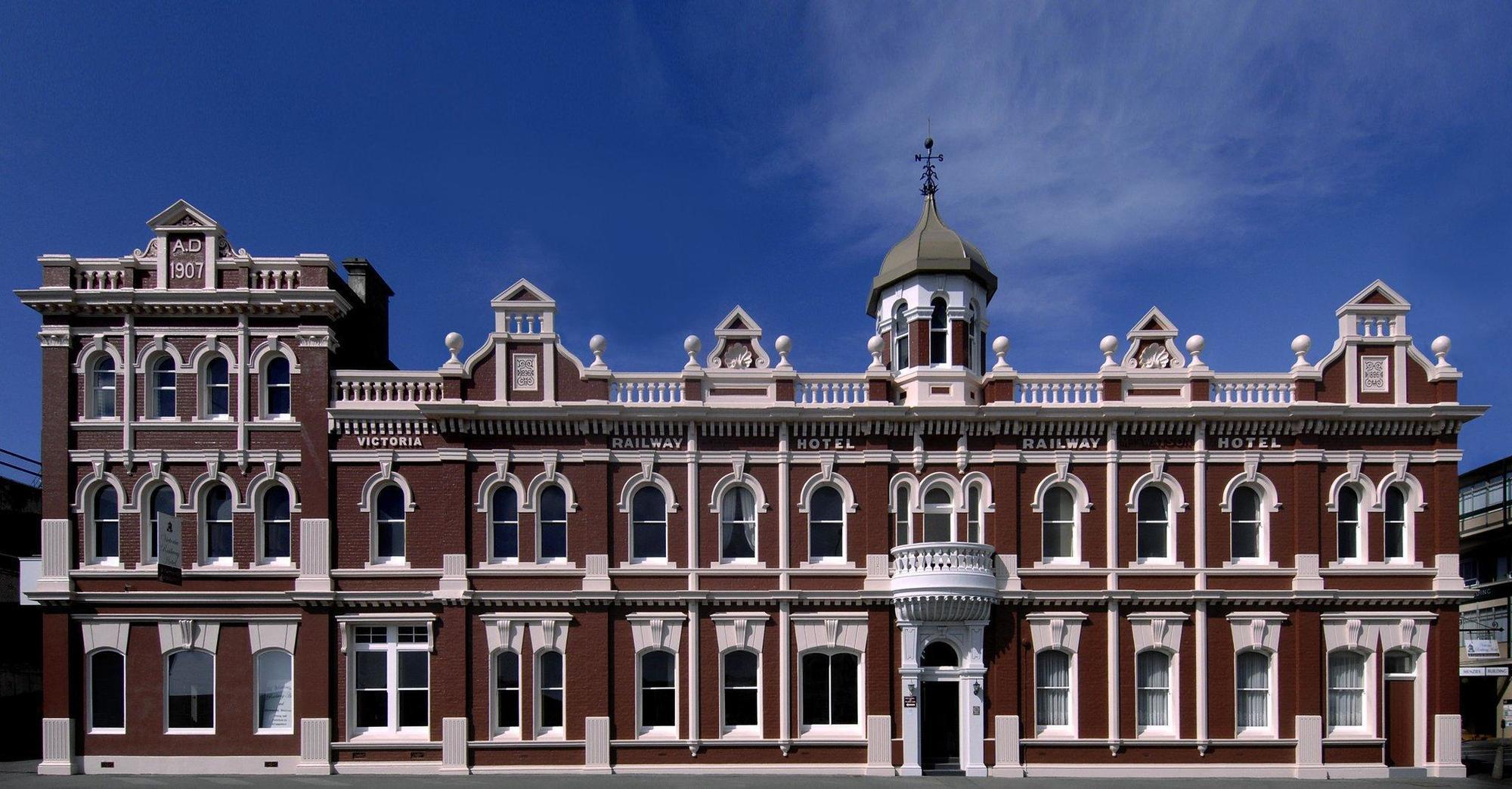 Victoria Railway Hotel&Gerrards restaurante Invercargill Exterior foto